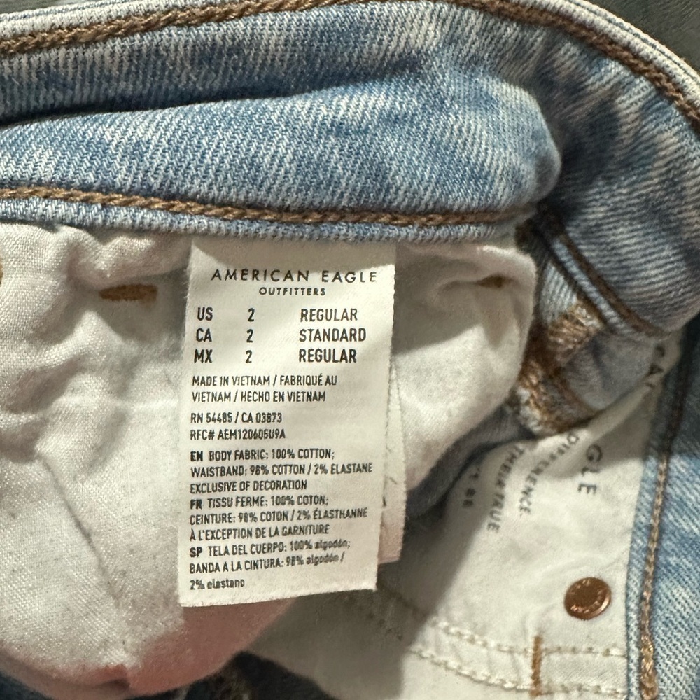 American Eagle Blue Mom Jeans with Distressed Details - Picture 7 of 7